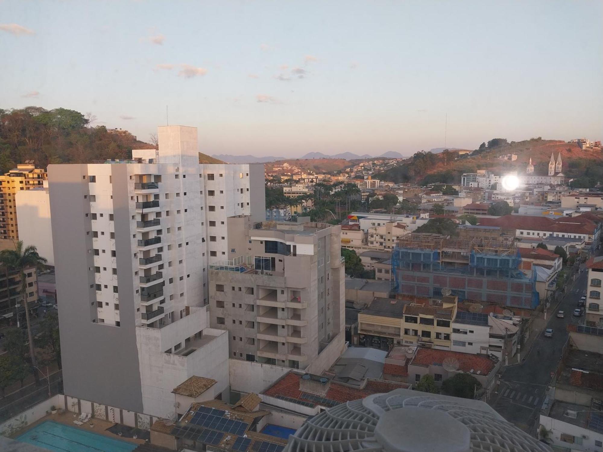 Apartamento Luxo No Centro Ubá 客房 照片